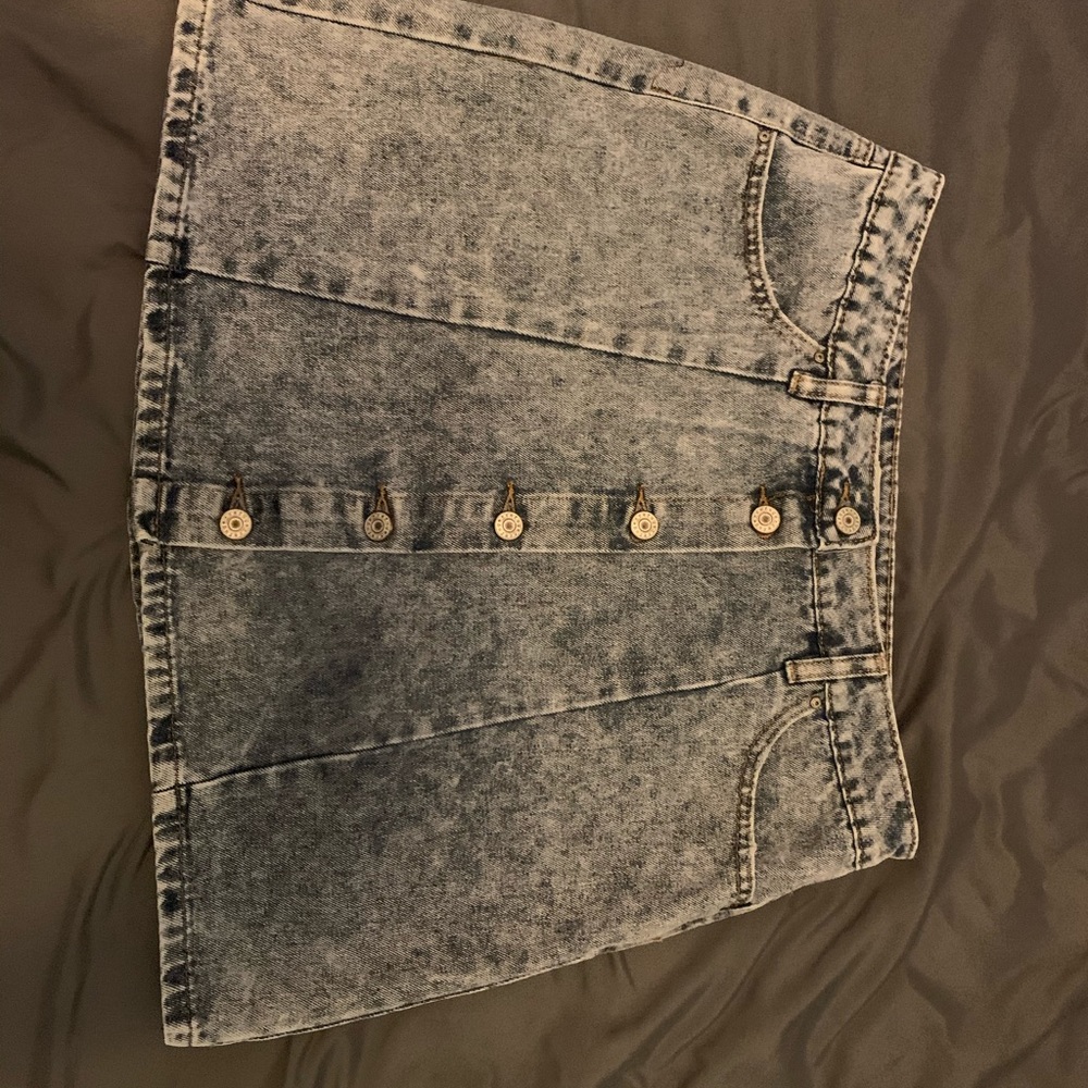 Cute denim skirt